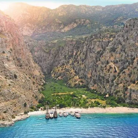 Luxusní stan Butterfly Valley Glamping Oludeniz