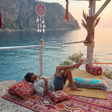 Luxusní stan Butterfly Valley Glamping *